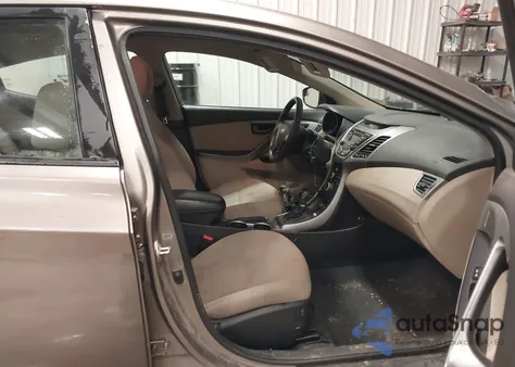 2014 Hyundai Elantra Se z USA, uszkodzony, nr VIN 5NPDH4AE6EH504302